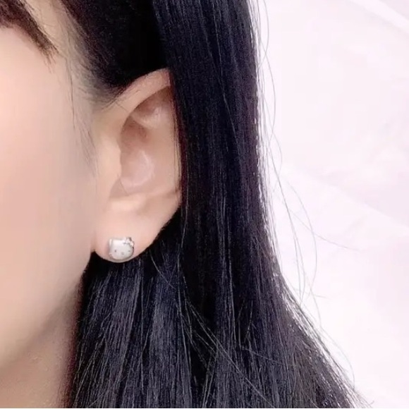 Hello Kitty Mix Match Stud Earrings Set Punk Minimalist Gift - Picture 4 of 5